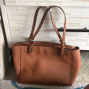 Tory Burch shoulder bag with duster